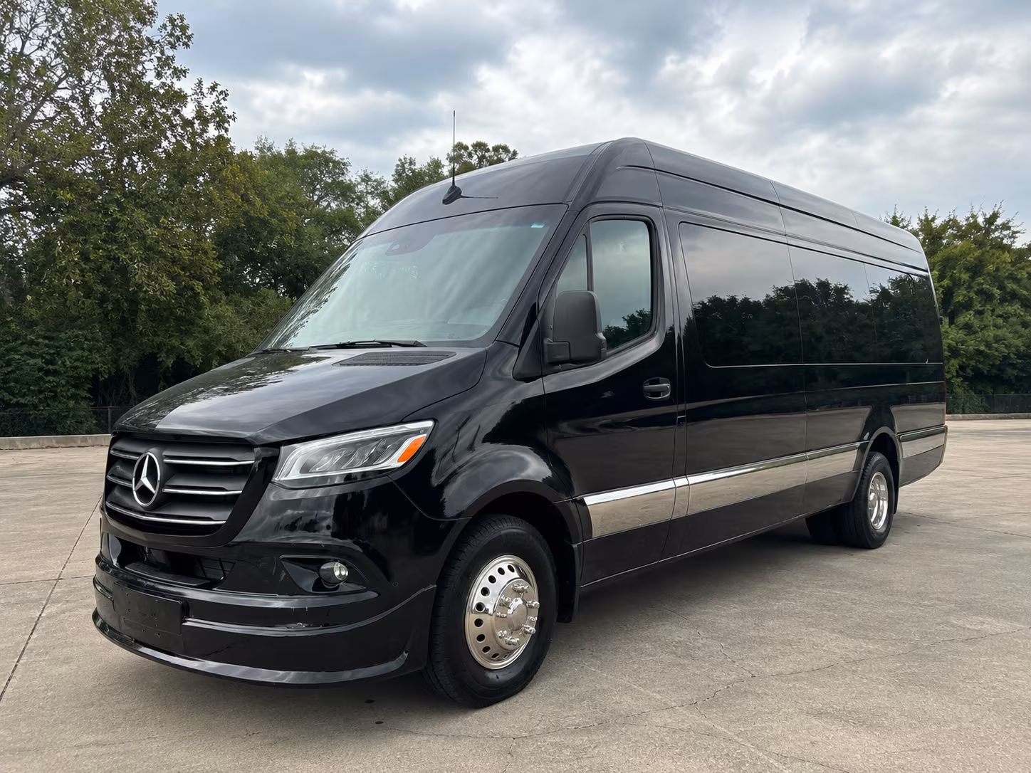 Akron Airport Shuttle & Transportation pickup coordination