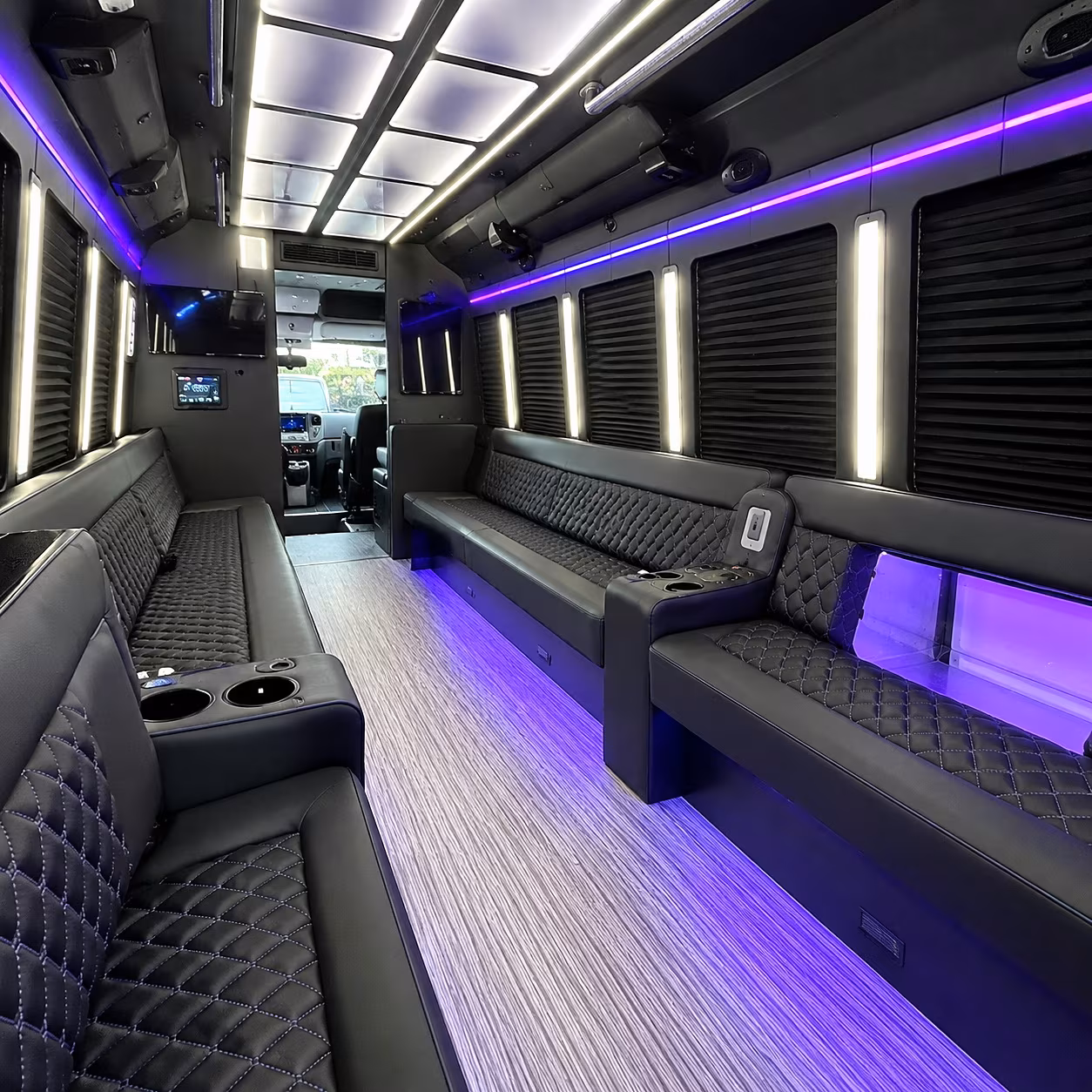 Akron Birthday, Sweet 16, & Quinceañera Transportation onboard seating