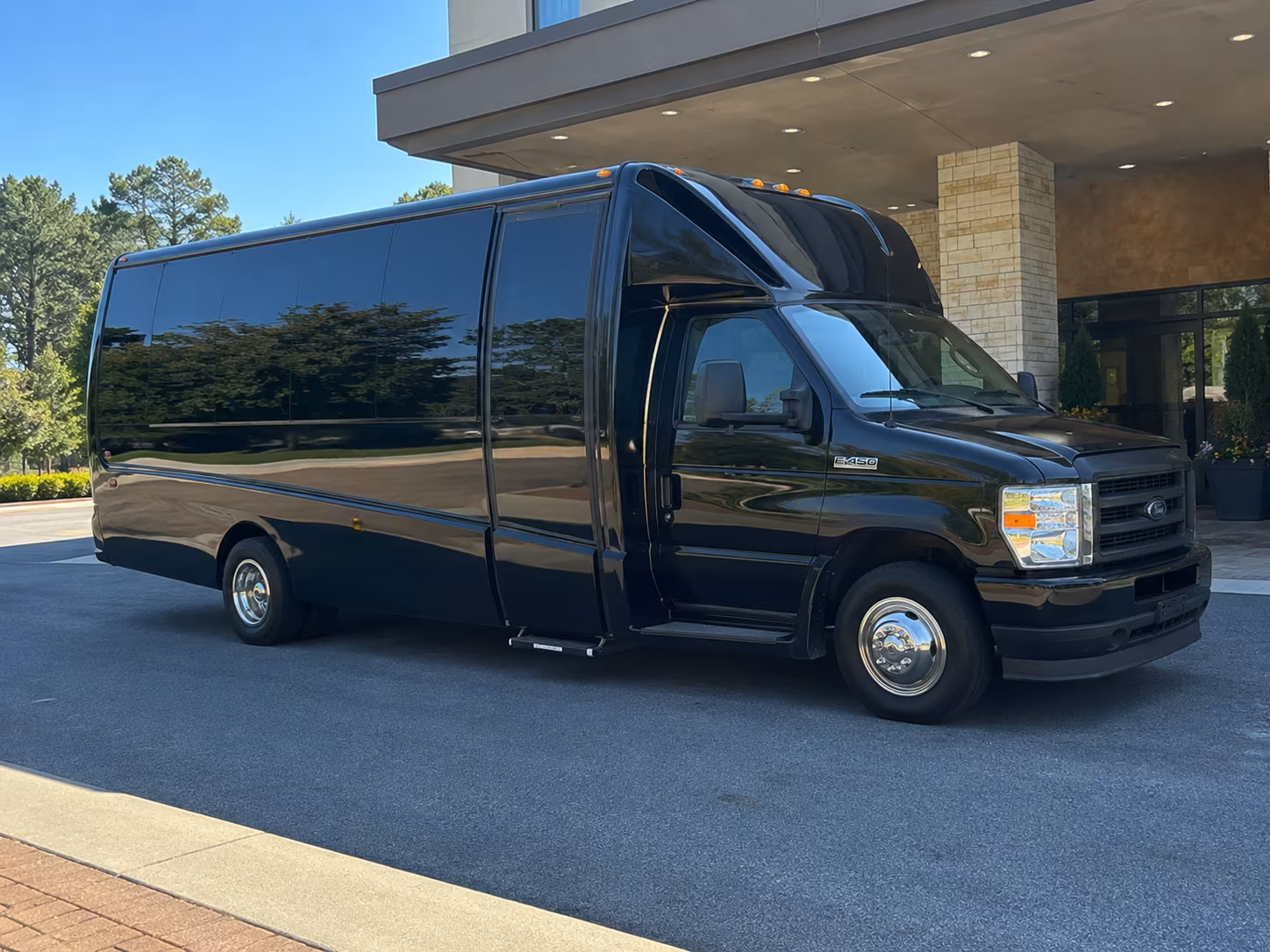 Akron Corporate Transportation pickup coordination