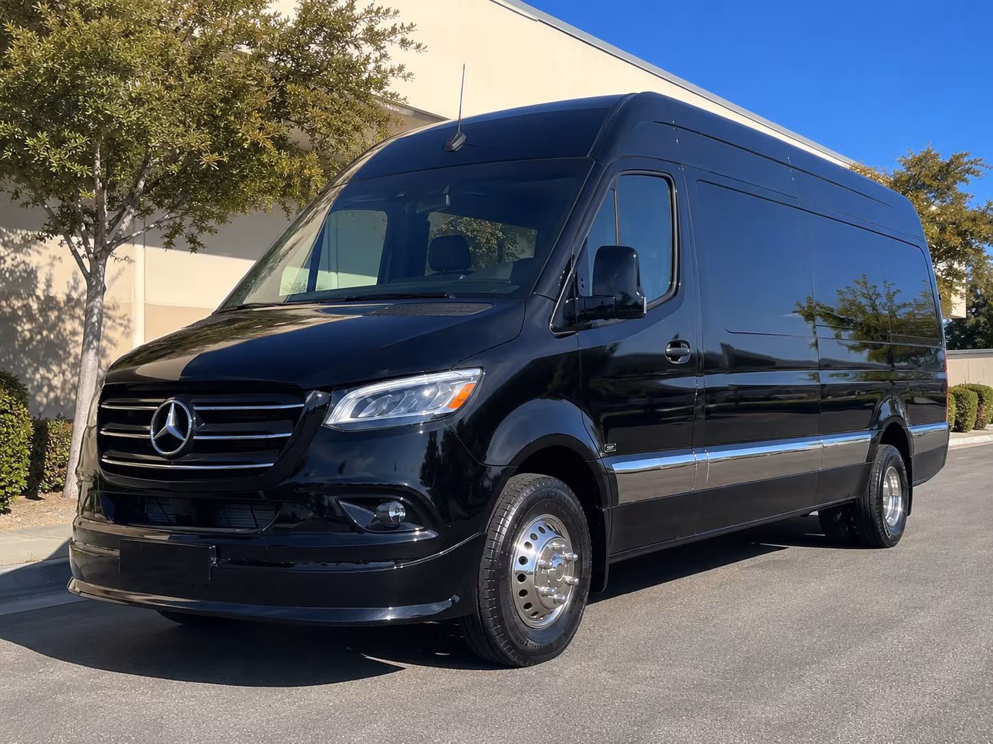 Lorain Airport Shuttles & Transportation