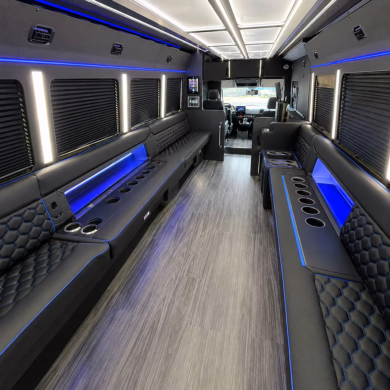 Youngstown Birthday, Sweet 16, & Quinceañera Party Bus Rentals